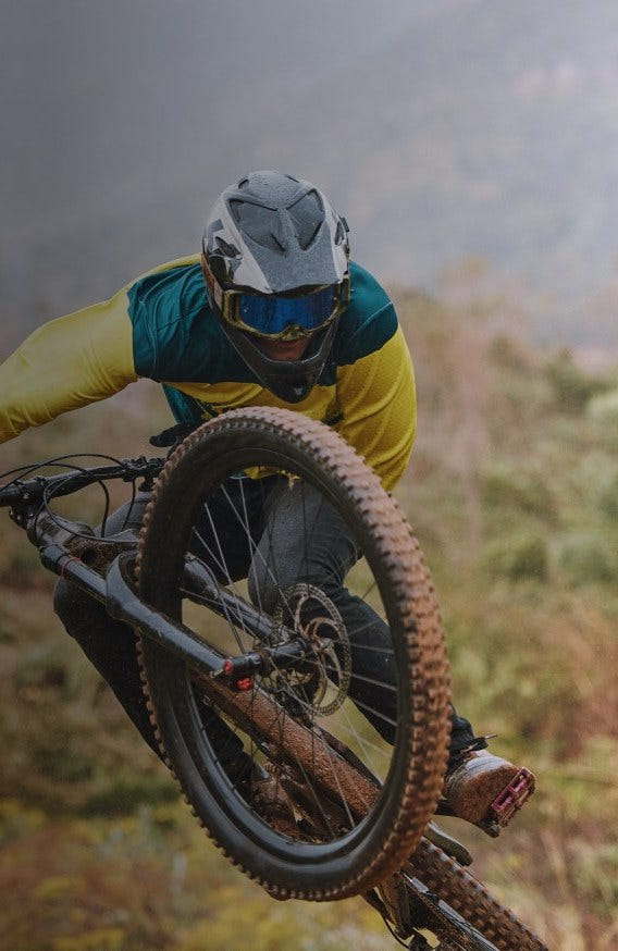 Prescription goggle inserts for downhill